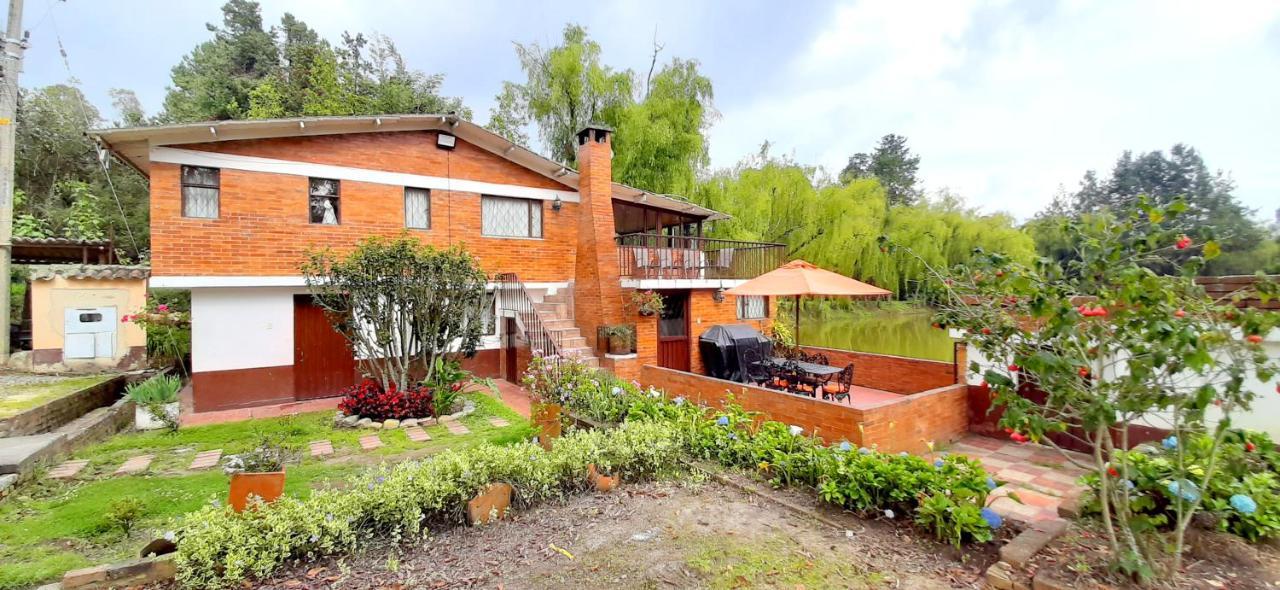 Hacienda Moncora Cabana Lago P 1 El Rosal Luaran gambar